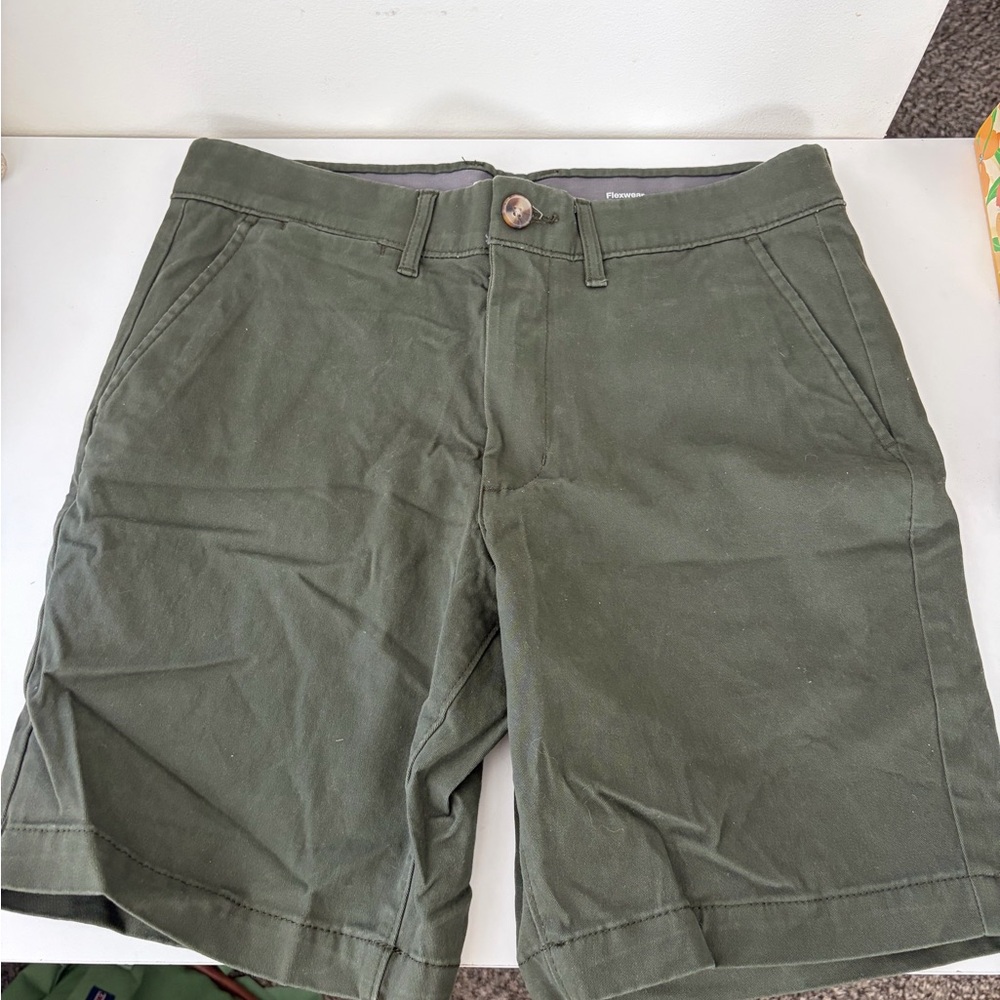 Sonoma Olive Flexwear Shorts